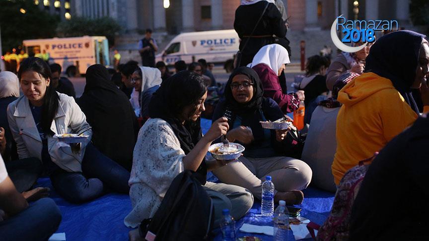 New York: Iftar collectif en soutien aux migrants