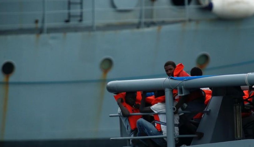 La France a accepté 250 réfugiés des navires humanitaires cet été