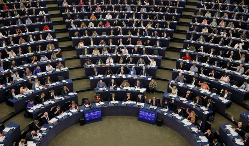 Le Parlement européen adopte le projet de droits d’auteur sur internet