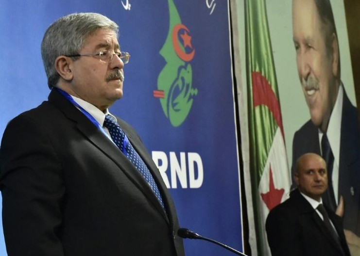 L'ex Premier ministre algérien Ahmed Ouyahia placé en détention provisoire