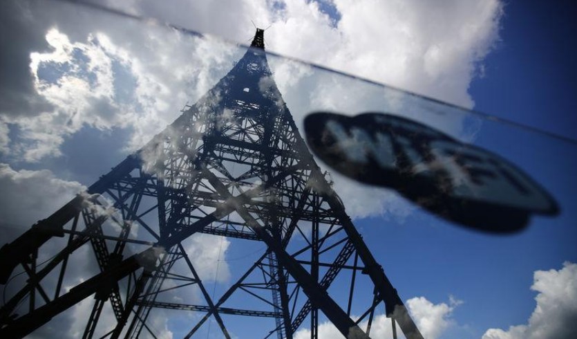 Les pays de l'UE votent contre une norme wifi pour les voitures Les pays de l'UE votent contre une norme wifi pour les voitures