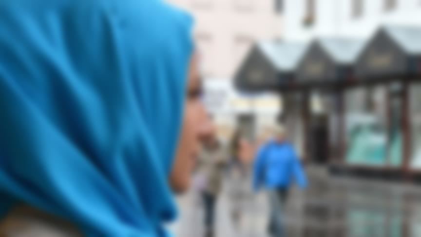 France / Femme voilée agressée : « Ils ont détruit ma vie »