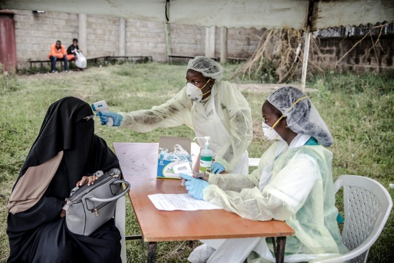 Virus: plus de décès en Europe qu'en Asie, les bourses plongent malgré les milliards promis Virus: plus de décès en Europe qu'en Asie, les bourses plongent malgré les milliards promis