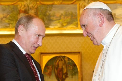 Vatican: Poutine et le pape appellent à une "solution de paix" en Syrie