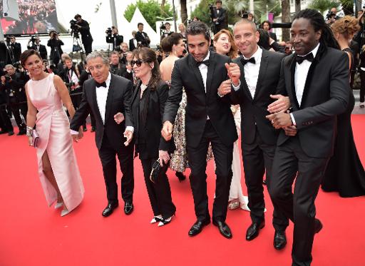 L'équipe du film "Qu'est-ce qu'on a fait au Bon Dieu" au Festival de Cannes
