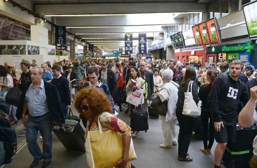 Grève SNCF: les suspensions du mouvement se multiplient