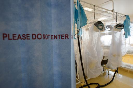 Ebola : plus de 900 morts, 2e victime au Nigeria, état d'urgence au Liberia
