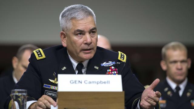 Le général John Campbell est le commandant américain de la mission de l'Otan en Afghanistan. Il a avoué un bombardement "par erreur"