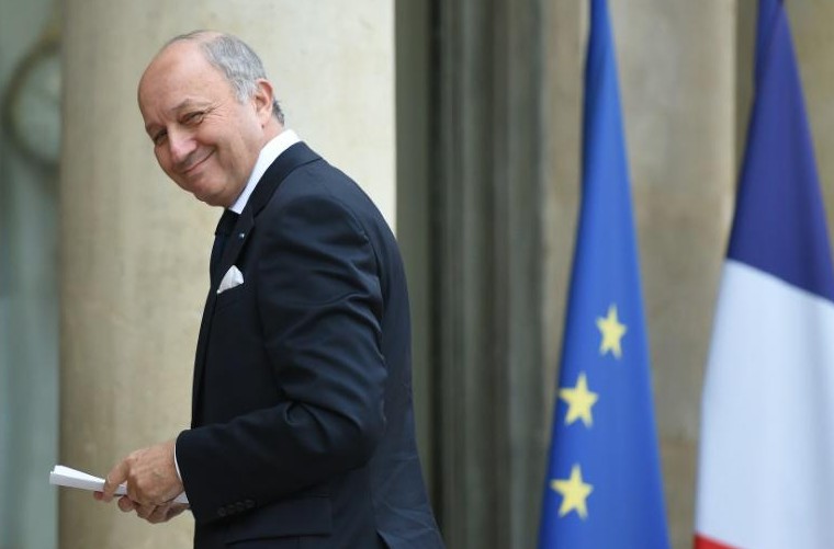 Espionnage allemand sur Fabius: Hollande veut "toutes les informations"