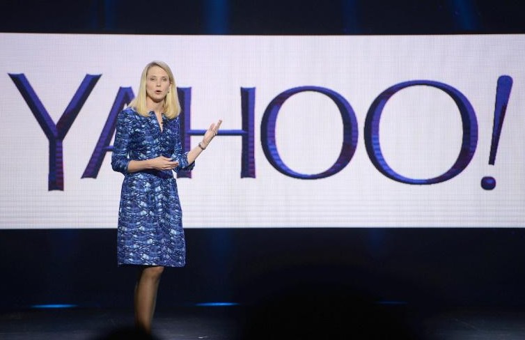La patronne de Yahoo! tente son plan de la dernière chance