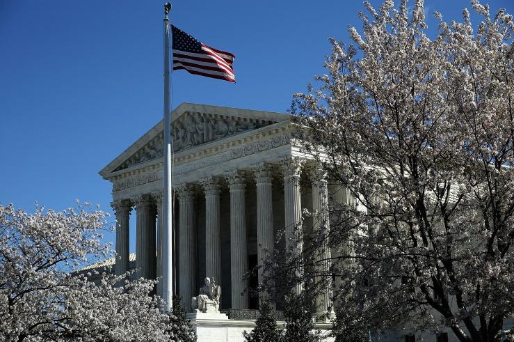 Cour suprême: douze avocats sourds et malentendants prêtent serment