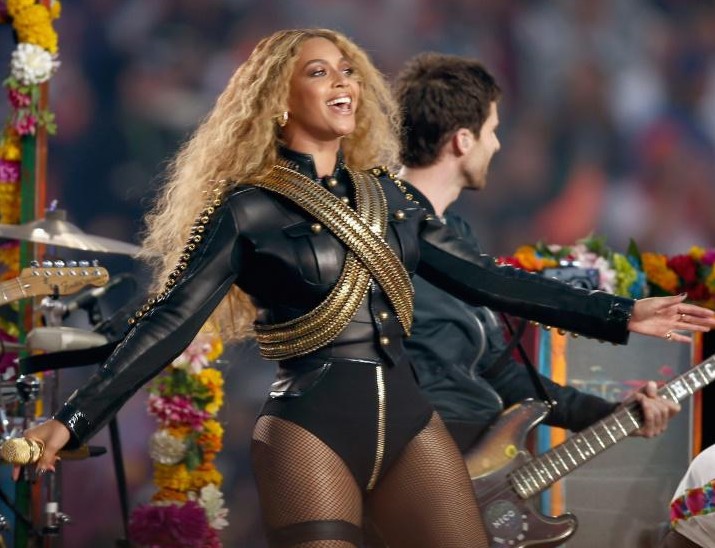 Beyoncé rend hommage aux Afro-américaines avec "Lemonade", un "film-album"