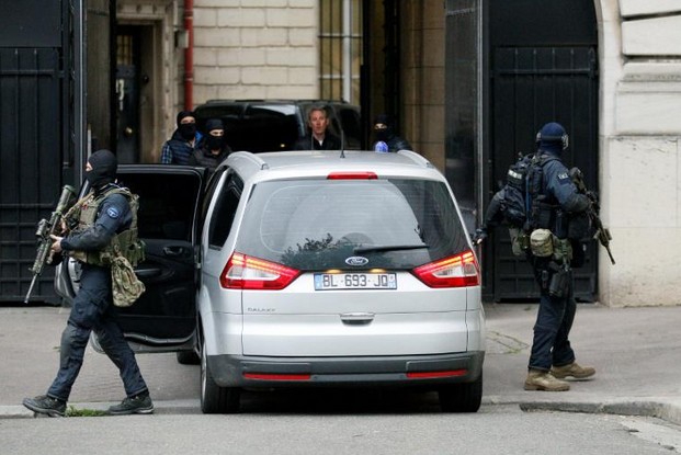 Attentats de Paris: Abdeslam interrogé pour la première fois à Paris