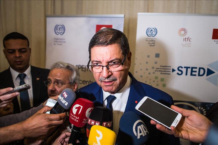 Tunisie: Le Premier ministre dément des bruits sur sa "démission" ou son "limogeage"
