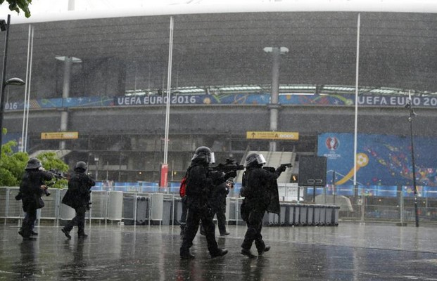 Euro-2016: un Français qui préparait 15 attentats en France arrêté en Ukraine