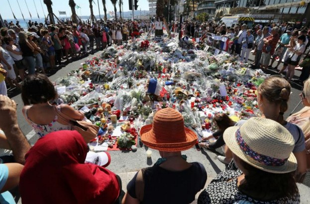 Attentat de Nice: le temps se figera à midi en hommage aux victimes