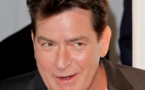 Charlie Sheen invite d'autres stars à révéler leur séropositivité