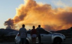 Un incendie géant en Californie entraîne l'évacuation de 82.600 personnes