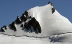 Sur le Mont-Blanc, un forage de glace pour la science du futur