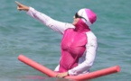 France: des Bretons se baignent habillés en guise de solidarité avec les femmes en burkini