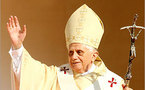 Le pape attire une foule gigantestesque à Luanda