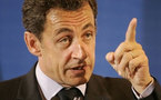 Sarkozy veut "sauver" le site Caterpillar, les quatre cadres libérés