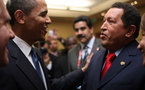 La poignée de mains entre Obama et Chavez à la Une à Port of Spain