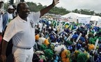 Présidentielle au Gabon: Ali Bongo se dit "largement gagnant"