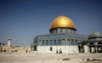 A Jérusalem, les fidèles musulmans refusent les détecteurs de métaux israéliens
