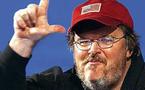 Michael Moore demande à Obama de ne pas envoyer de renforts en Afghanistan