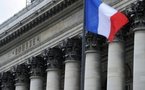 La Bourse de Paris en recul, l'aérien et les banques souffrent