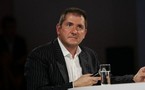 Yves Calvi rejoint la matinale de RTL à partir de fin août