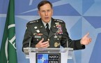 Afghanistan: le général Petraeus appelle à "l'union des efforts" contre l'insurrection