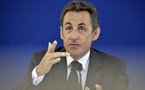 Retraites: Sarkozy a "félicité" Fillon et Woerth pour leur "engagement"