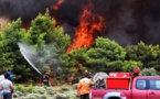 Incendies en Grèce: 3 jours de deuil national décrétés