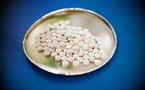 Médicaments contrefaits sur internet: plus d'un million de gélules saisies
