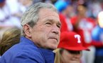 George W. Bush publie ses mémoires et défend sa présidence