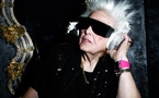Ruth Flowers, la "Mamy Gaga" qui a fait de l'électro sa fontaine de jouvence