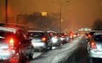 Météo France émet une alerte à la neige et au verglas pour 15 départements et au grand froid pour deux autres