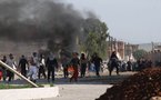 Algérie: les émeutes, plus violentes, s'étendent