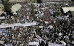 Sur la place Tahrir, les opposants à Moubarak honorent leurs martyrs