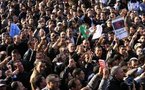 Algérie/opposition: quelques 200 manifestants dans le centre d'Alger