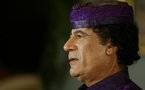 La disgrâce de Kadhafi plonge dans l'embarras des personnalités occidentales