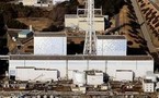 Japon: Bruit d'explosion et fumée à la centrale nucléaire de Fukushima