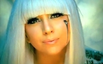 "Born this way", l'assaut planétaire de Lady Gaga entre pop et provoc'