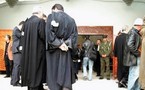 Algérie: prison avec sursis pour 15 Chinois qui avaient fermé une route