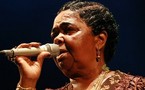La chanteuse capverdienne Cesaria Evora met fin à sa carrière