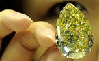 Un diamant jaune de 110 carats bientôt aux enchères en Suisse