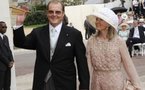 Roger Moore et Brigitte Nielsen, invités "people" du Bal de l'Opéra de Vienne