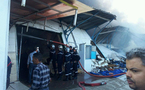Un incendie ravage un immense souk à la sortie de Tunis